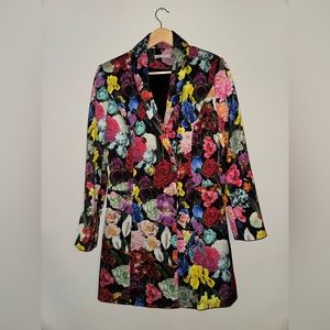 Super cute floral blazer